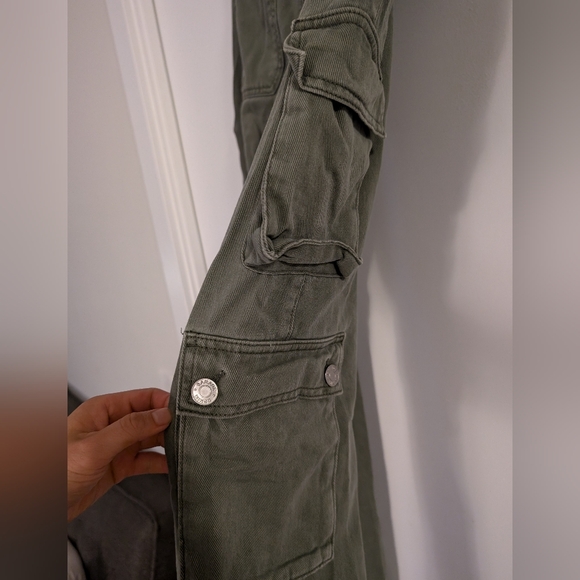 Garage low waisted cargo khaki pants (size 3) - Picture 3 of 4